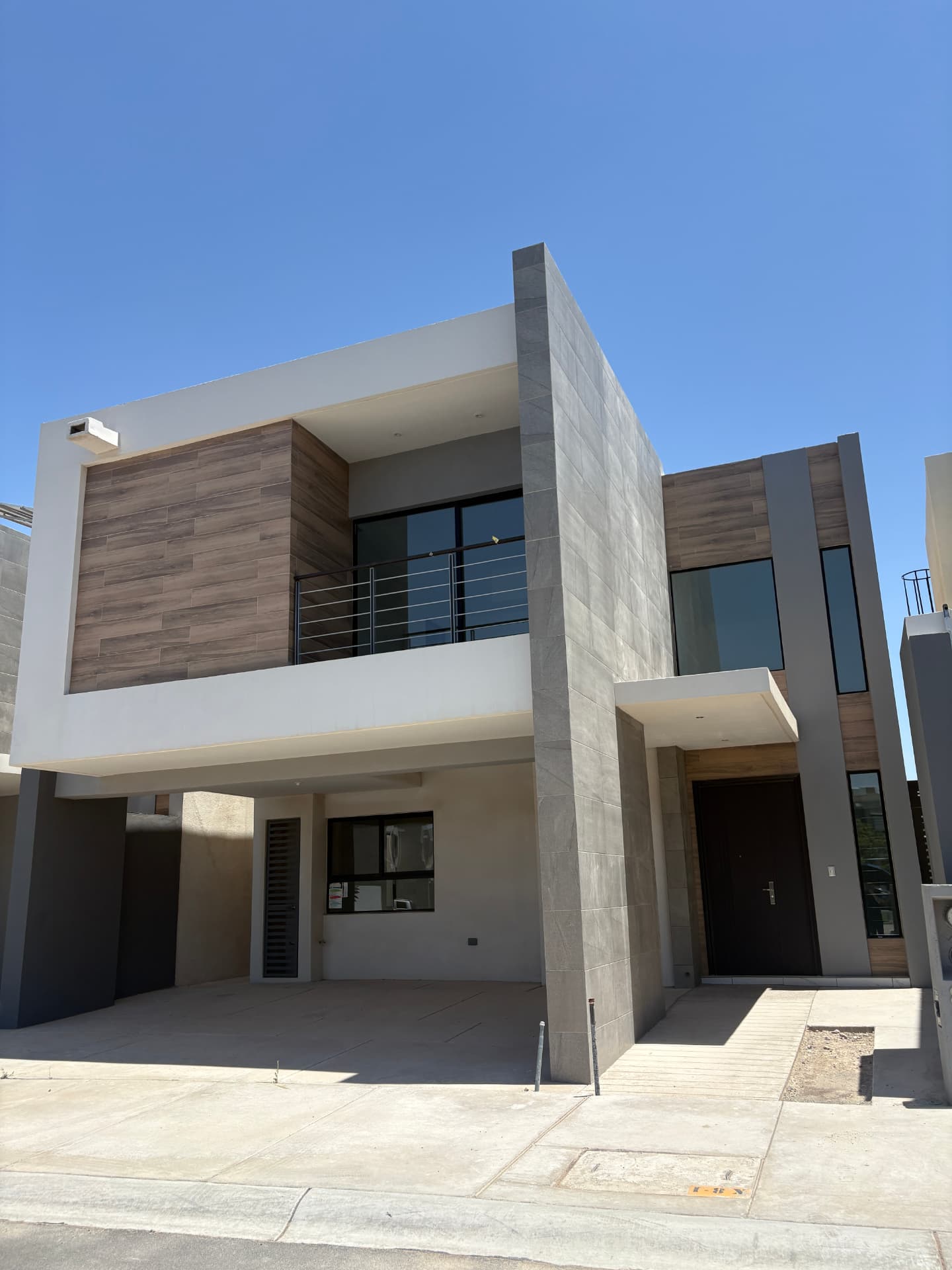 Fachada de la casa Modelo Zeus en Creta Residencial